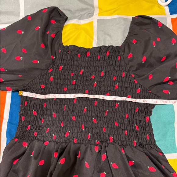 SHEIN Black Blouse with Red Accents - Picture 2 of 10